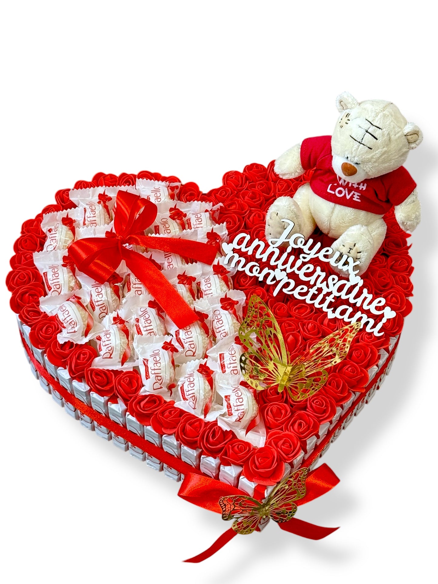 Coffret cœur Raffaello avec ourson, roses et papillon – Cadeau romantique personnalisé