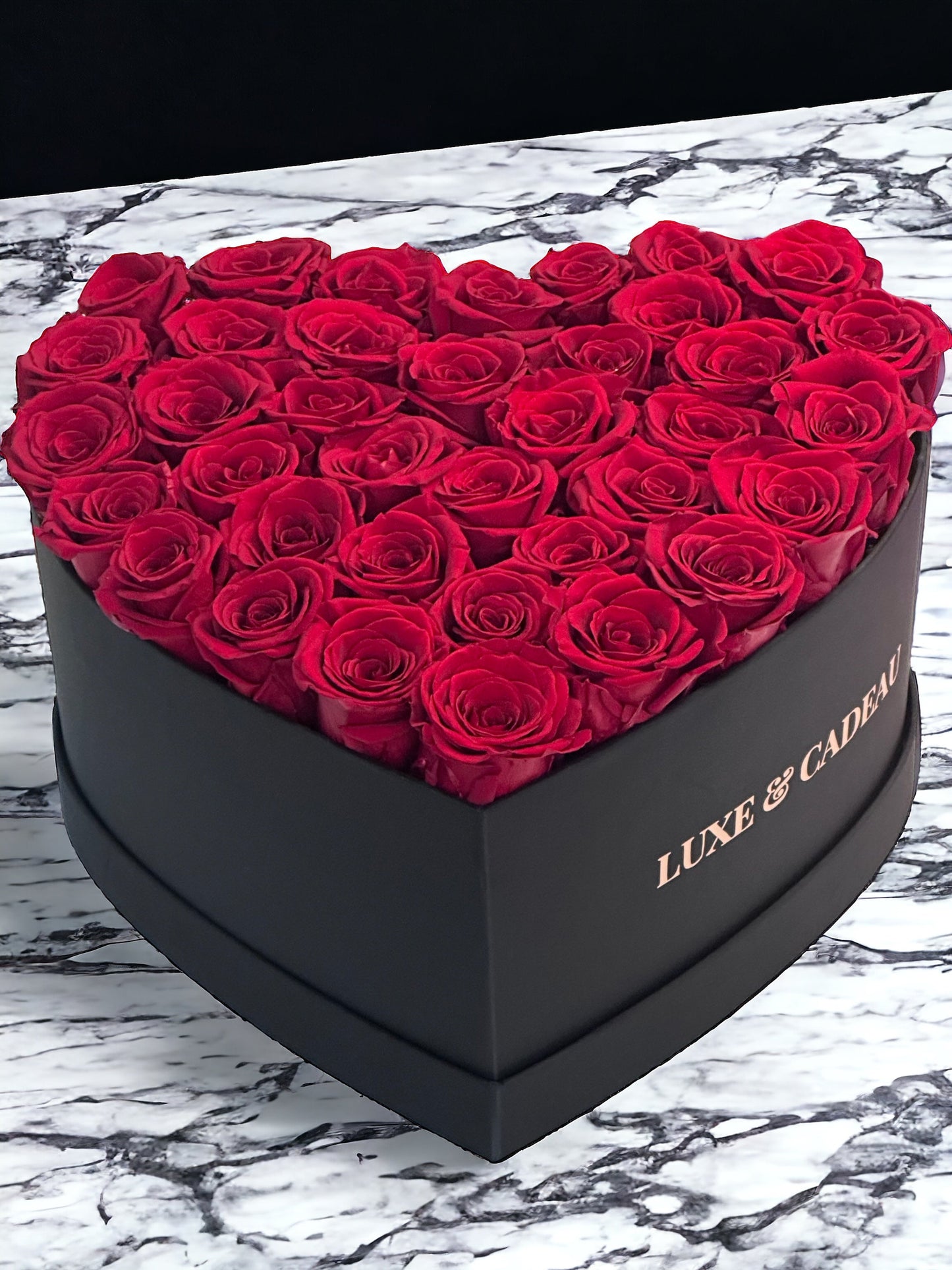 Cœur de roses éternelles stabilisé