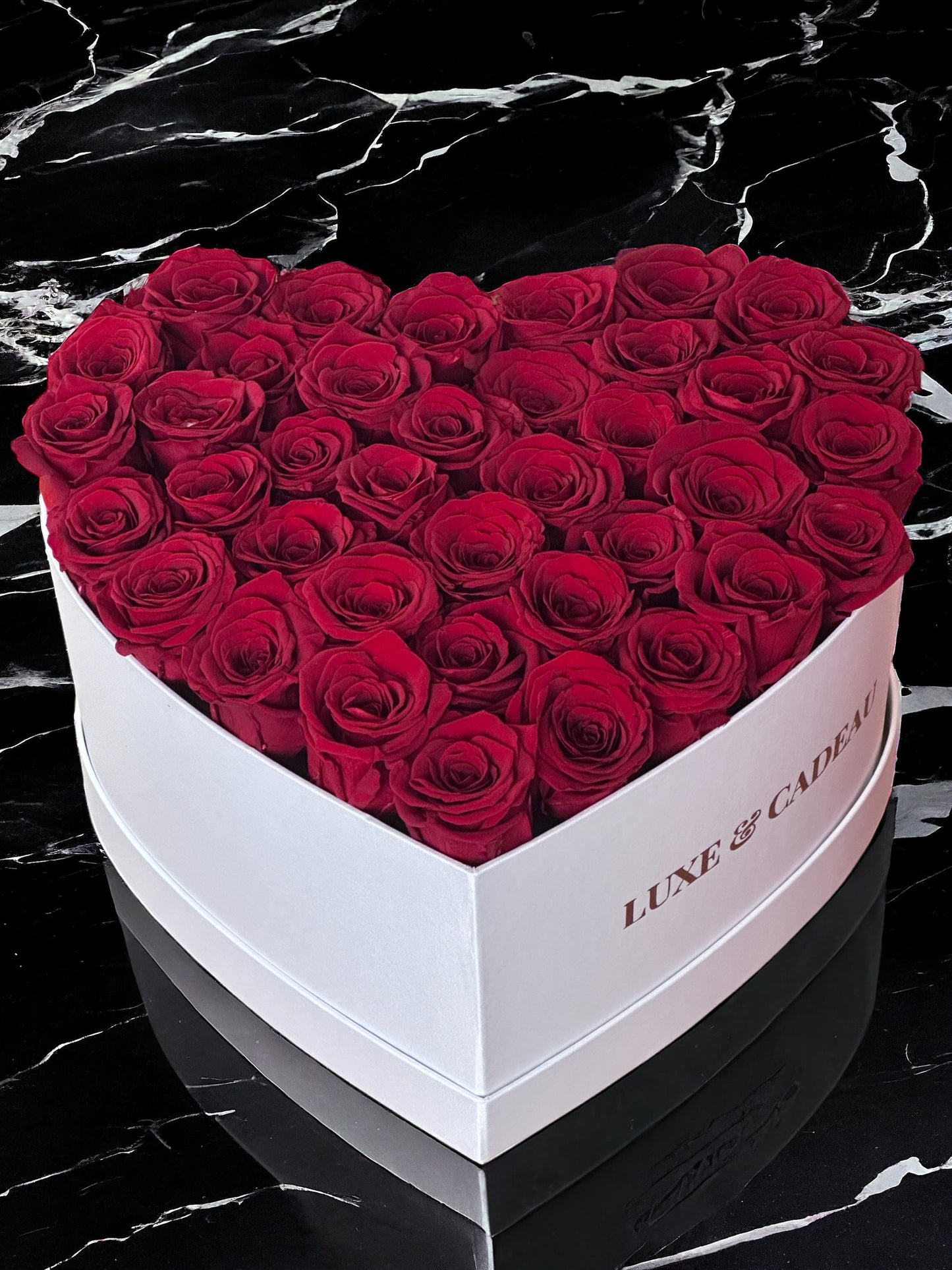 Cœur de roses éternelles stabilisé