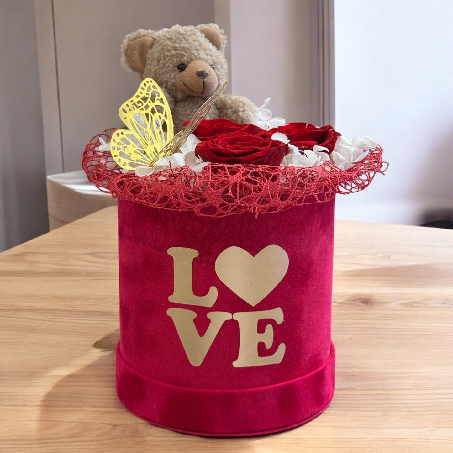 Rosa Éternelle avec Ours en Peluche – Cadeau Romantique en Boîte Élégante