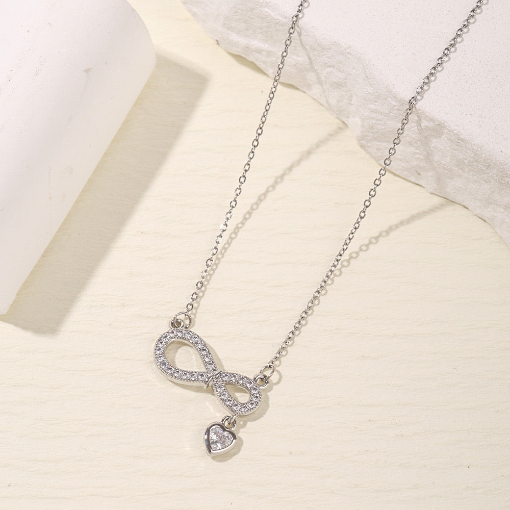 Collier Infini brillant – Coffret romantique prêt à offrir