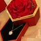 Rose éternelle avec bijoux