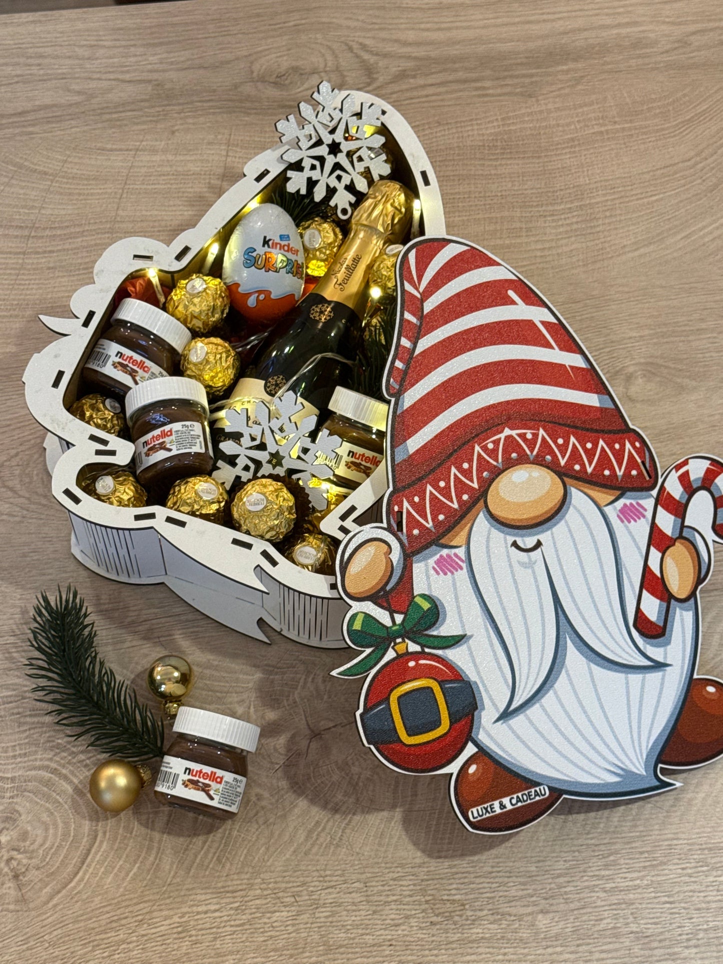 Coffret Cadeau de Noël Premium – Champagne, Chocolats & Nutella