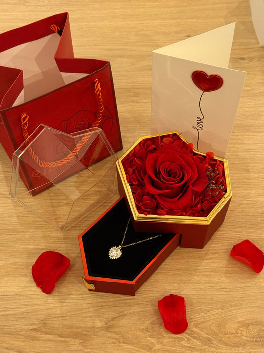 Rose éternelle avec bijoux