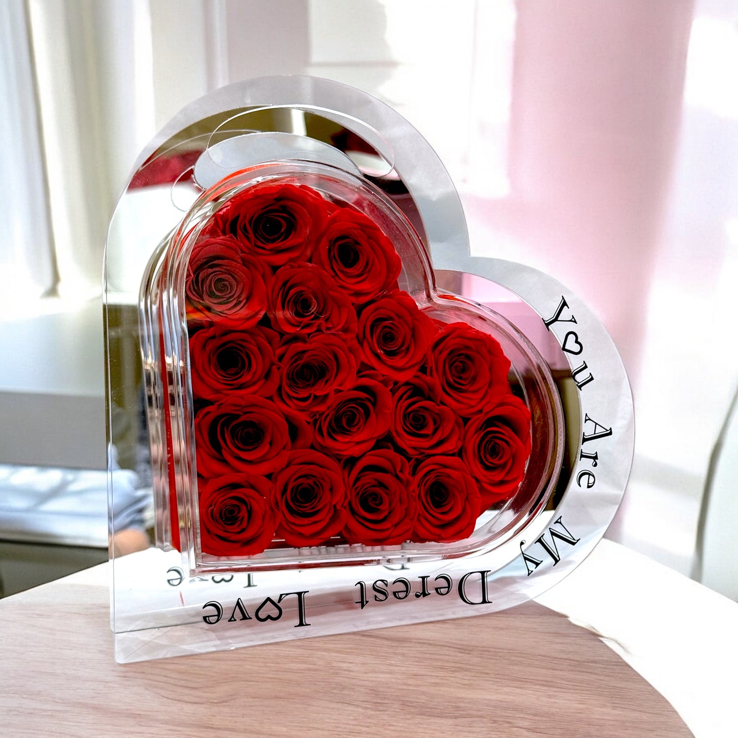 Coffret en forme de cœur avec roses rouges éternelles