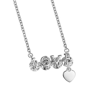 Collier “LOVE” brillant – Coffret romantique prêt à offrir