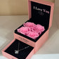 Rose éternelle avec bijoux